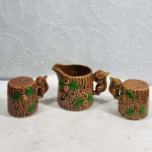 Vtg Squirrel Salt Pepper Shakers Creamer Set Souvenir Canada Hand Painted Cabin